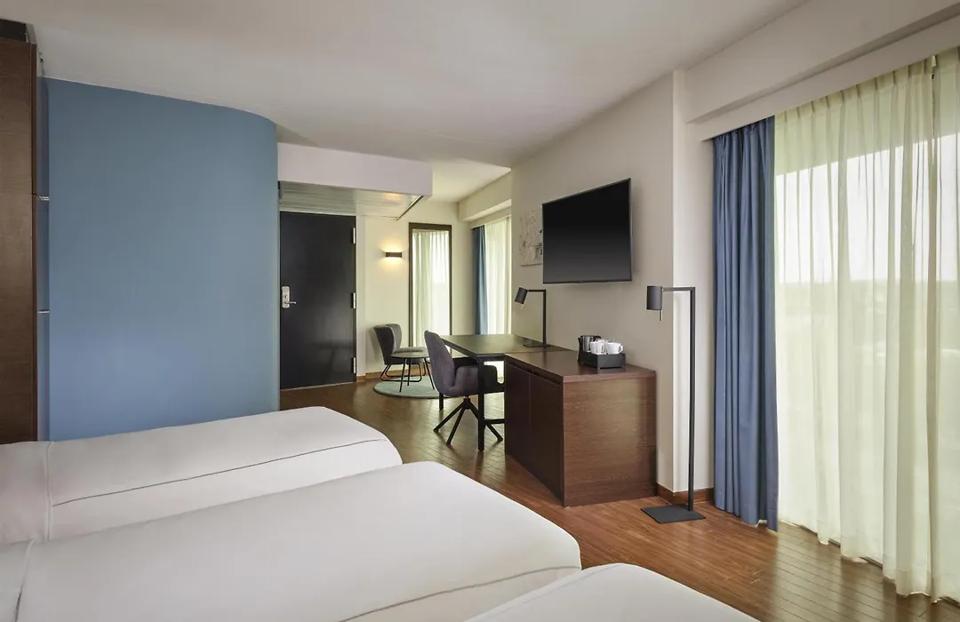 Park Plaza Amsterdam Airport-1